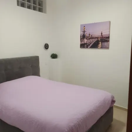 Grand Loft A 2 Pas De La * Niza